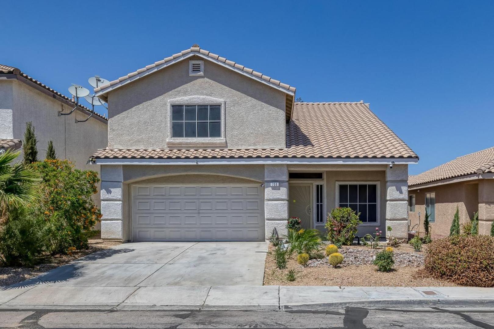 Modern Home In Las Vegas Near Strip With Pool And Jacuzzi Εξωτερικό φωτογραφία